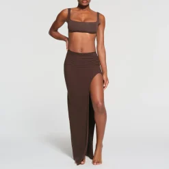 RAW EDGE SLIT LONG SKIRT | ESPRESSO