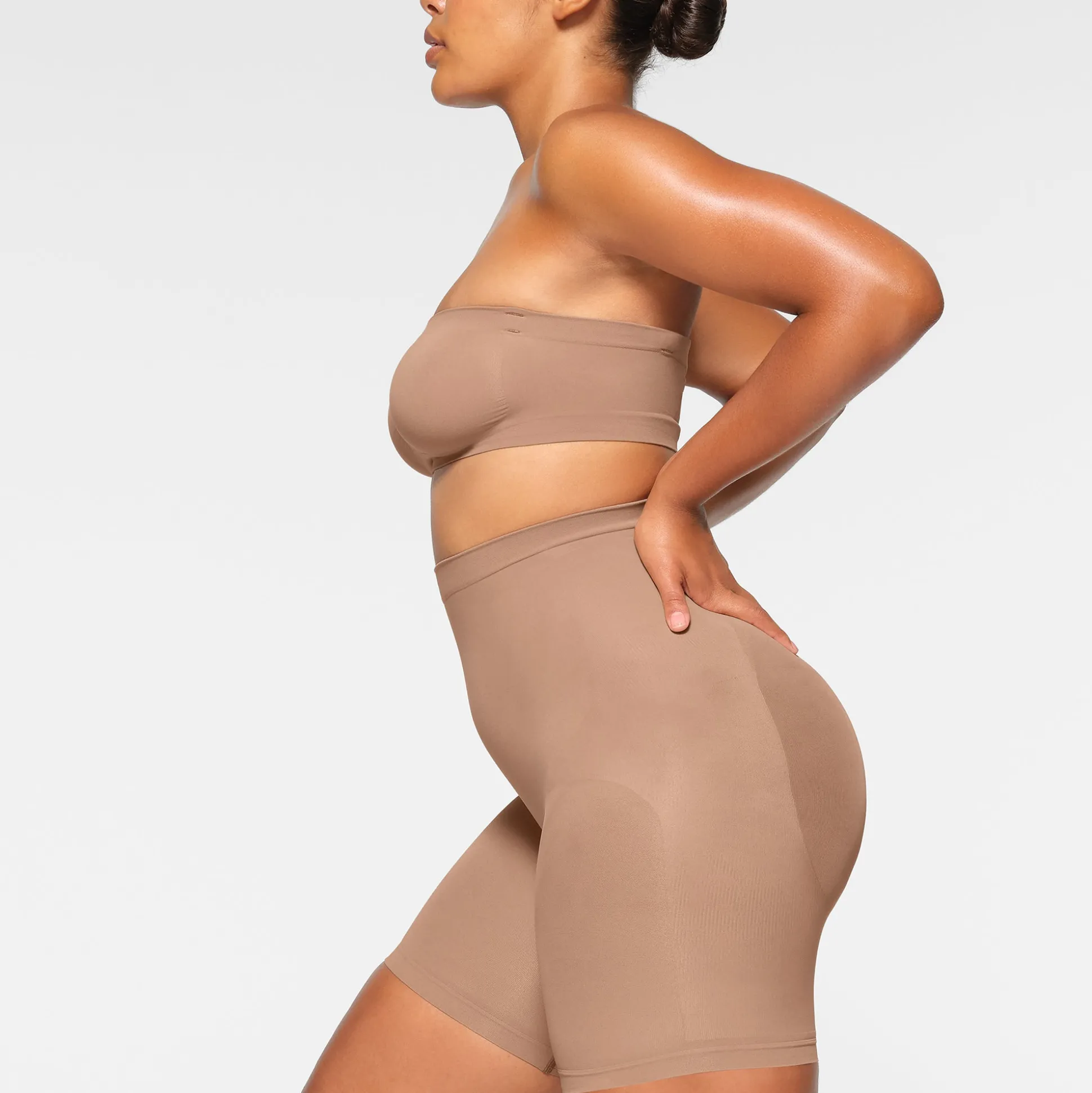 SEAMLESS SCULPT BANDEAU | SIENNA
