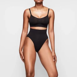 SEAMLESS SCULPT BRALETTE | ONYX