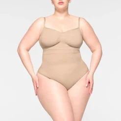 SEAMLESS SCULPT BRALETTE | MICA