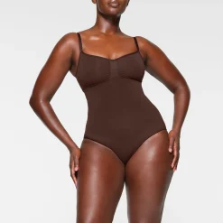 SEAMLESS SCULPT HIGH-WAISTED BRIEF | ESPRESSO