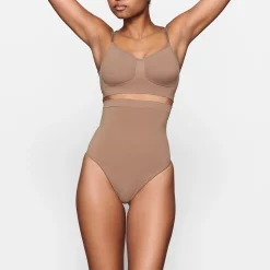 SEAMLESS SCULPT HIGH-WAISTED THONG | SIENNA