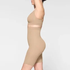 SEAMLESS SCULPT HIGH-WAISTED ABOVE THE KNEE SHORT | CLAY