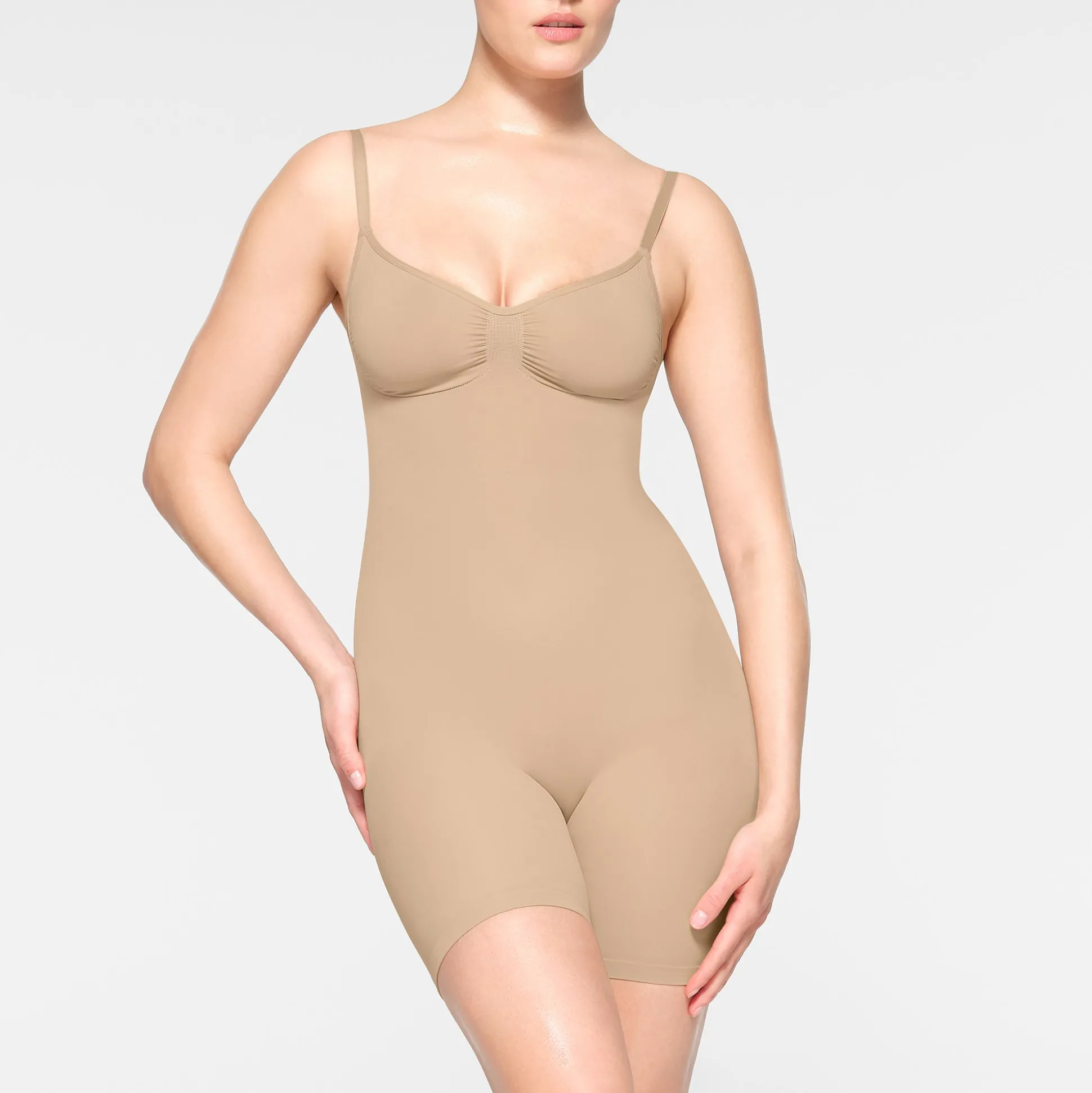 SEAMLESS SCULPT LOW BACK MID THIGH BODYSUIT | CLAY