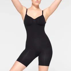 SEAMLESS SCULPT LOW BACK MID THIGH BODYSUIT | ONYX
