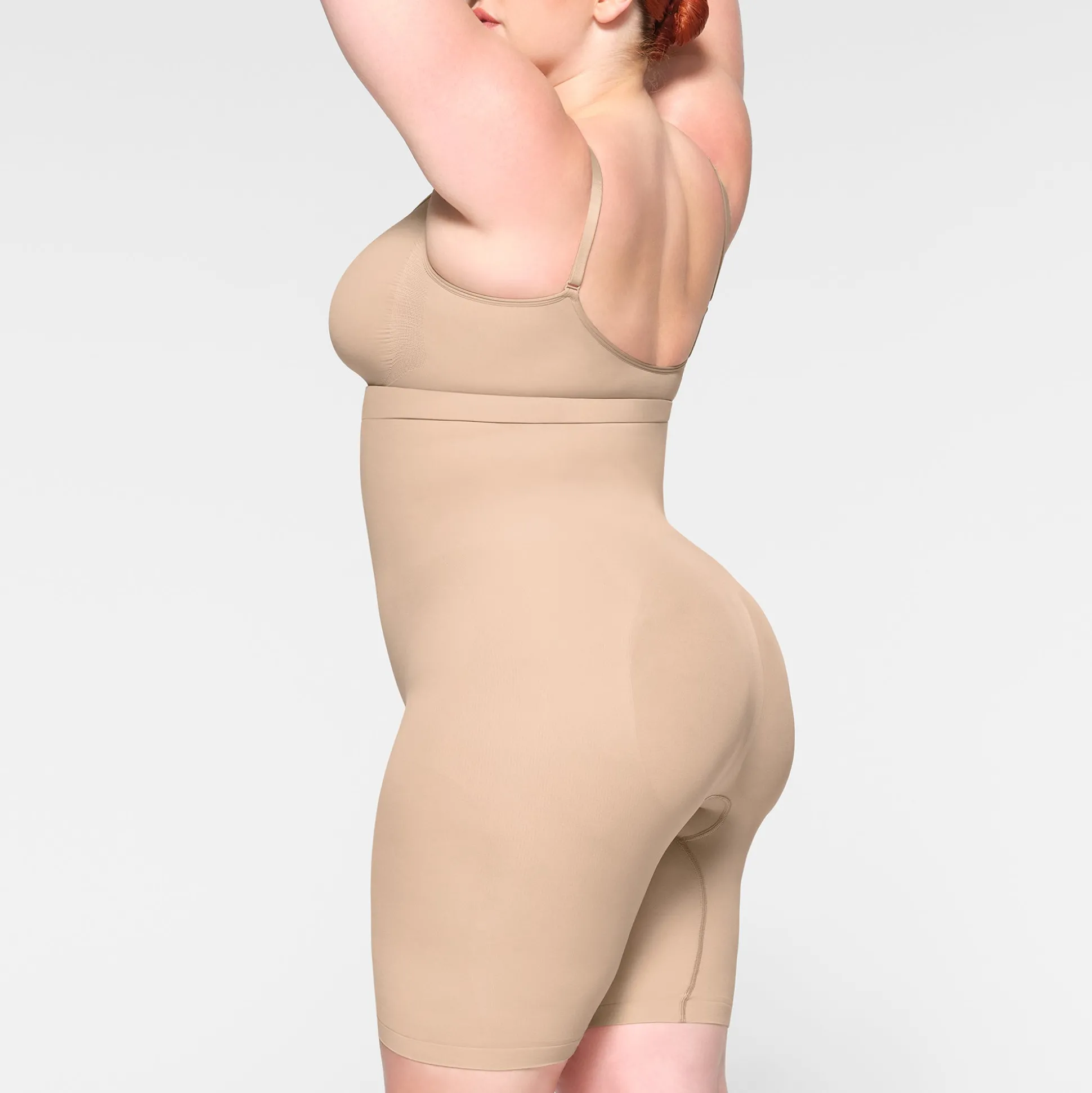 SEAMLESS SCULPT MID THIGH SHORT | MICA