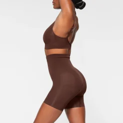 SEAMLESS SCULPT MID THIGH SHORT | COCOA