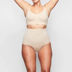 SEAMLESS SCULPT MID WAIST BRIEF | CLAY