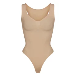 SEAMLESS SCULPT SCOOP NECK THONG BODYSUIT | CLAY