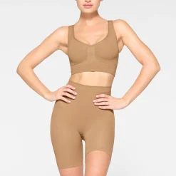 SEAMLESS SCULPT SCOOP PLUNGE BRALETTE | OCHRE