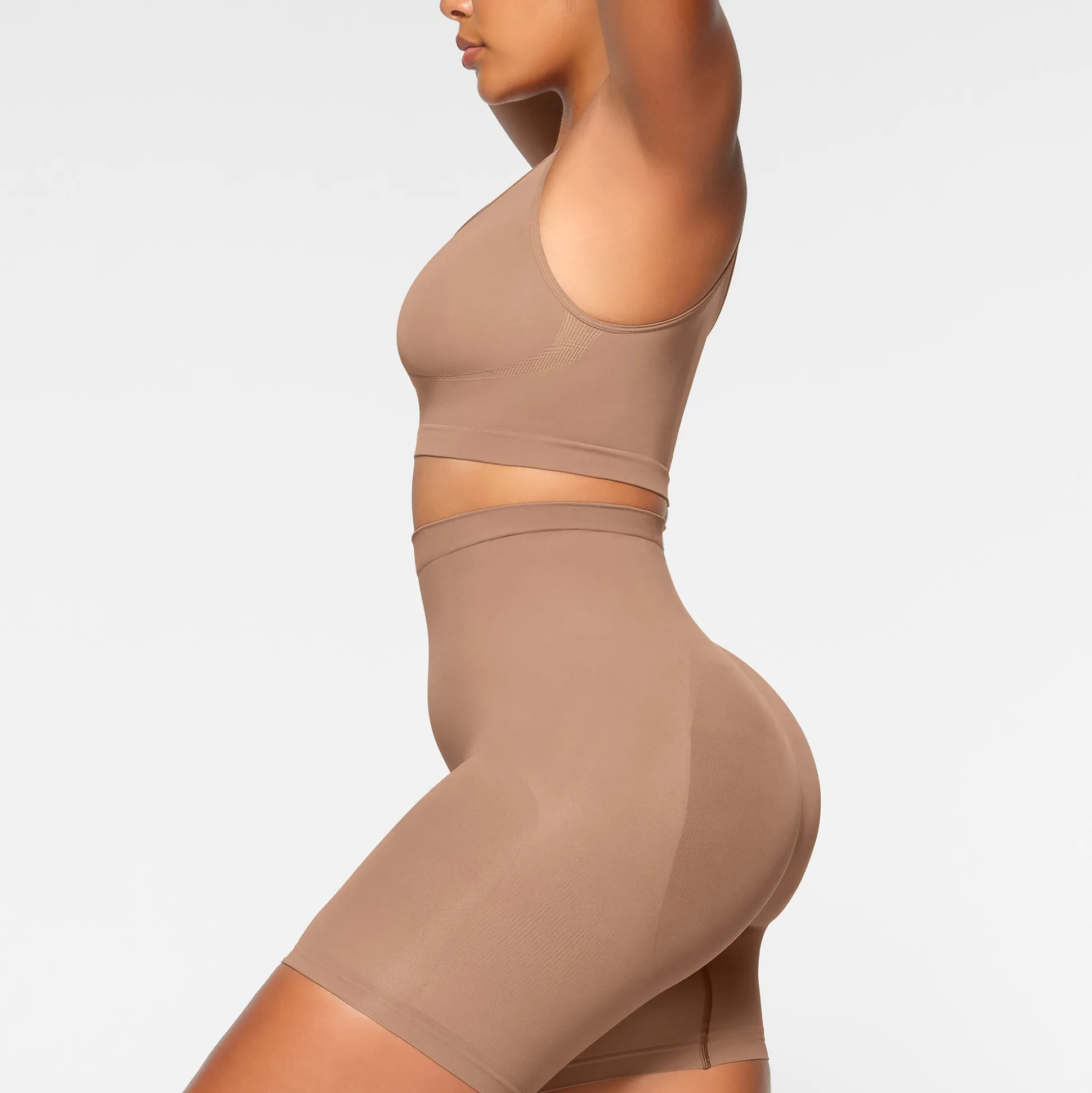SEAMLESS SCULPT SCOOP PLUNGE BRALETTE | SIENNA