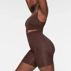 SEAMLESS SCULPT SCOOP PLUNGE BRALETTE | ESPRESSO