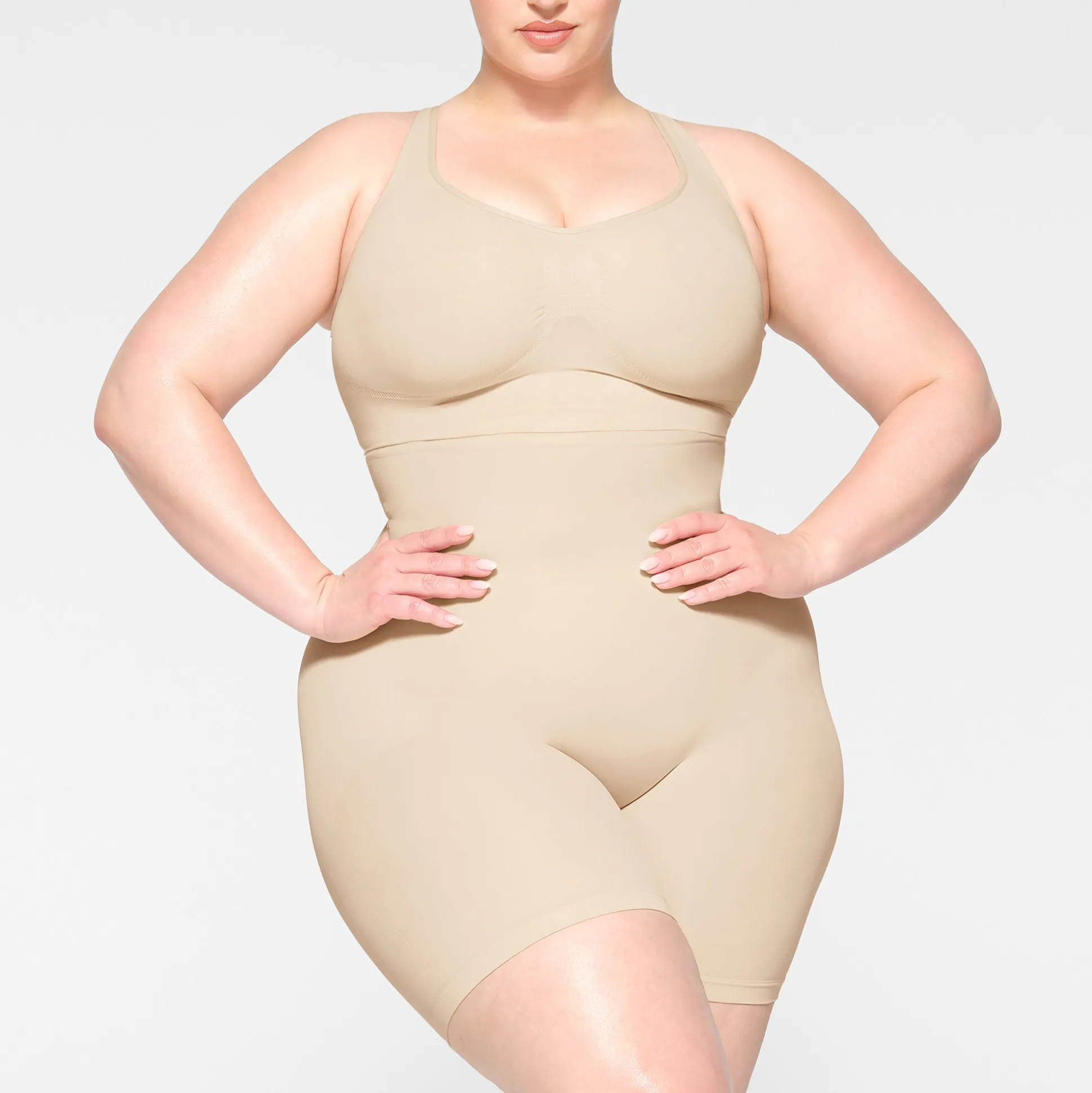 SEAMLESS SCULPT SCOOP PLUNGE BRALETTE | SAND