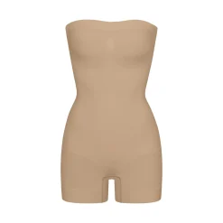 SEAMLESS SCULPT STRAPLESS SHORTIE BODYSUIT | CLAY