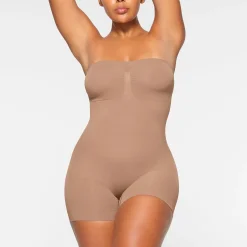 SEAMLESS SCULPT STRAPLESS SHORTIE BODYSUIT | SIENNA