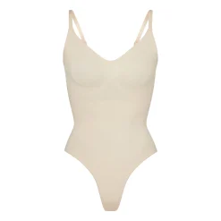 SEAMLESS SCULPT THONG BODYSUIT | SAND