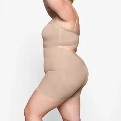 SHEER SCULPT LOW BACK SHORT | CLAY
