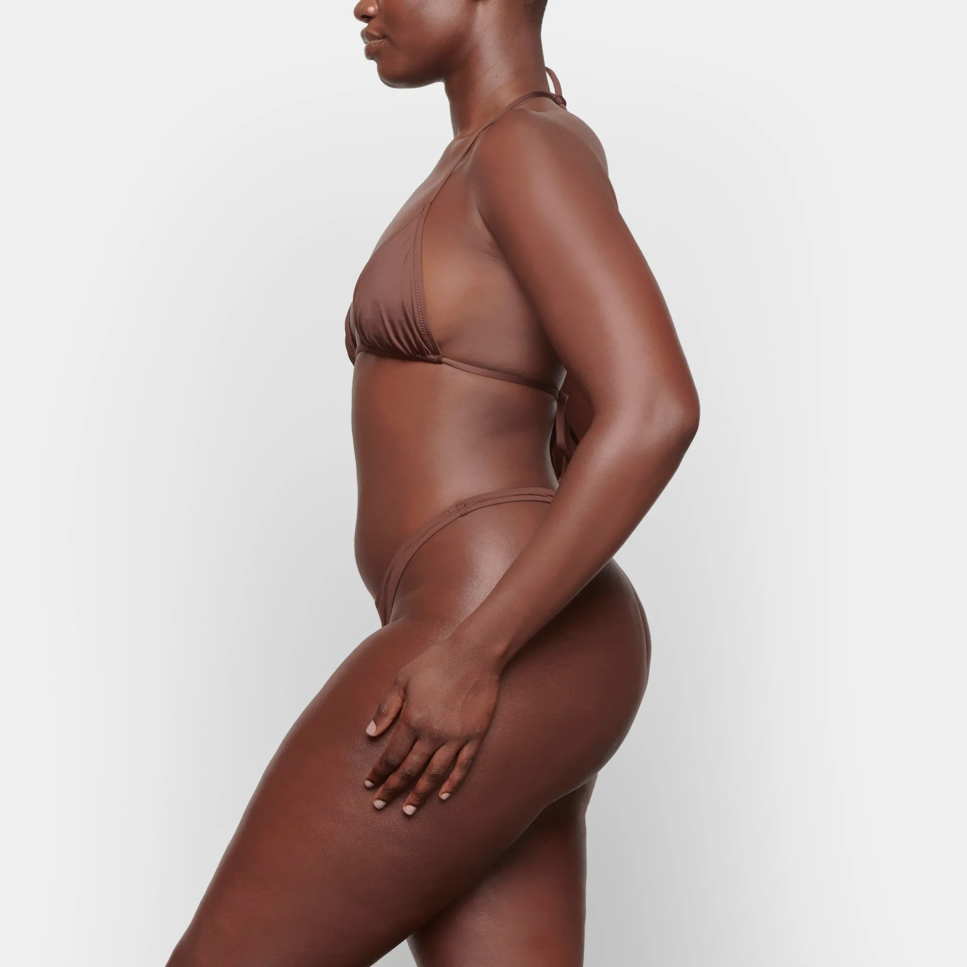 SIGNATURE SWIM THONG | COCOA