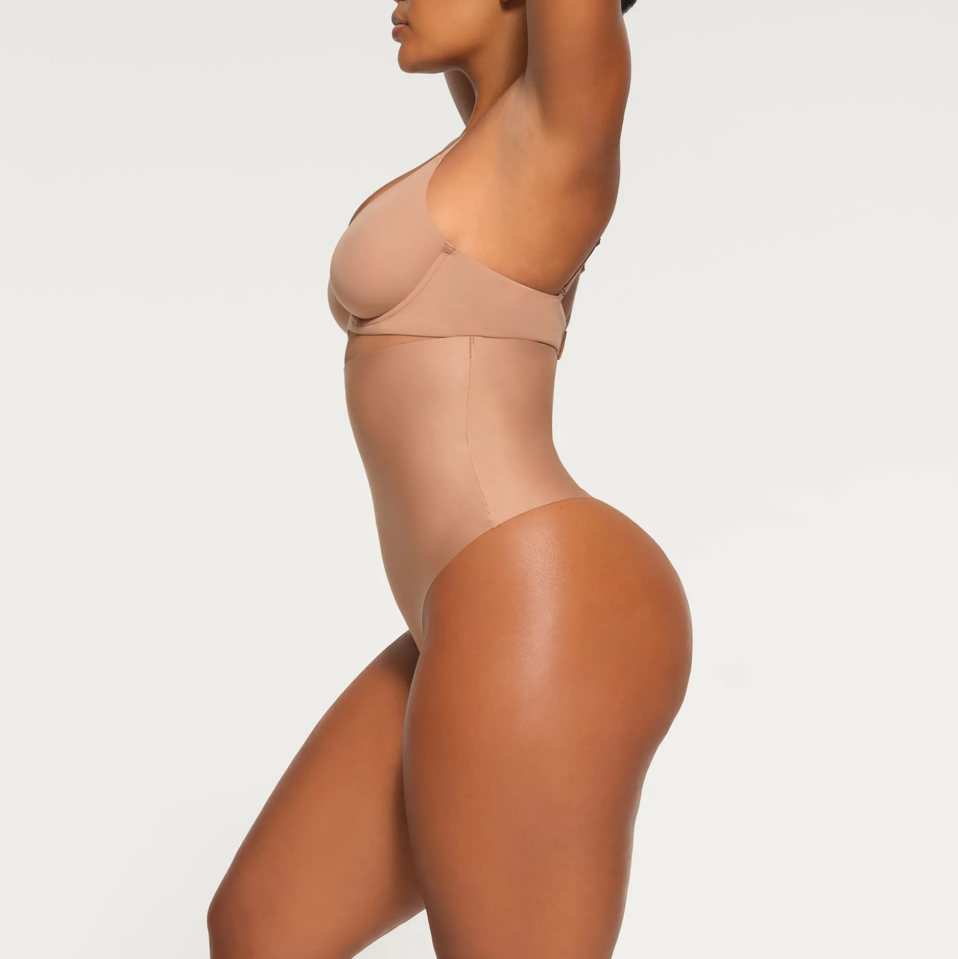 SKIMS BODY HIGH-WAISTED THONG | SIENNA
