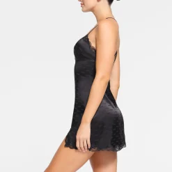 SKIMS JACQUARD LACE SLIP DRESS | ONYX