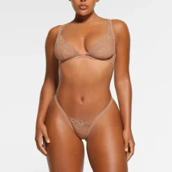 SKIMS LACE BUTTERFLY THONG | SIENNA