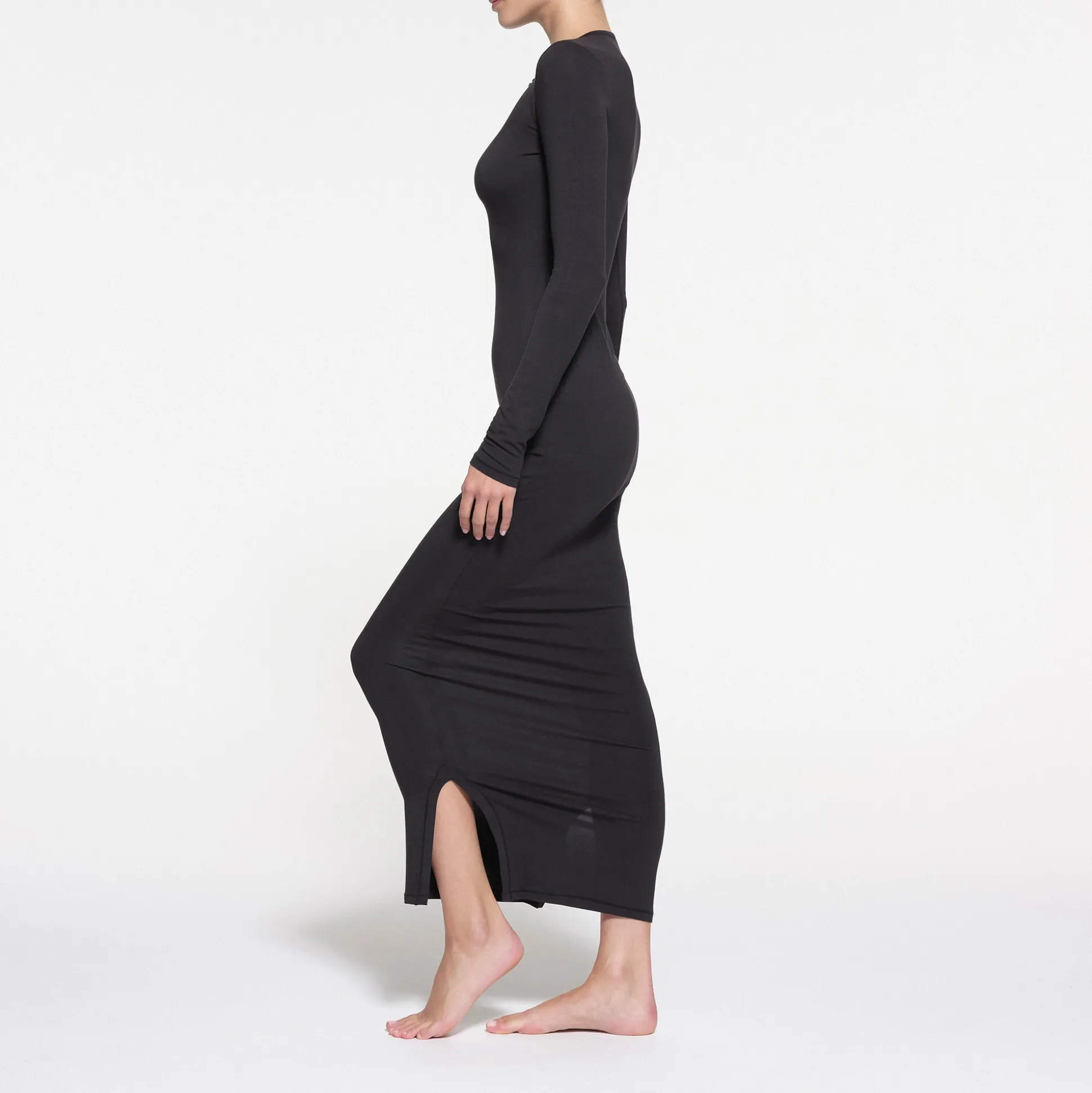 SKIMS SLEEP HENLEY LONG DRESS | ONYX