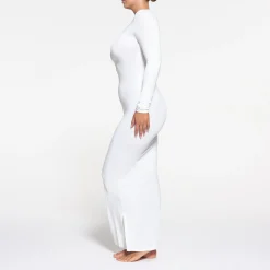 SKIMS SLEEP HENLEY LONG DRESS | SNOW