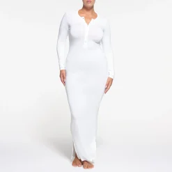 SKIMS SLEEP HENLEY LONG DRESS | SNOW