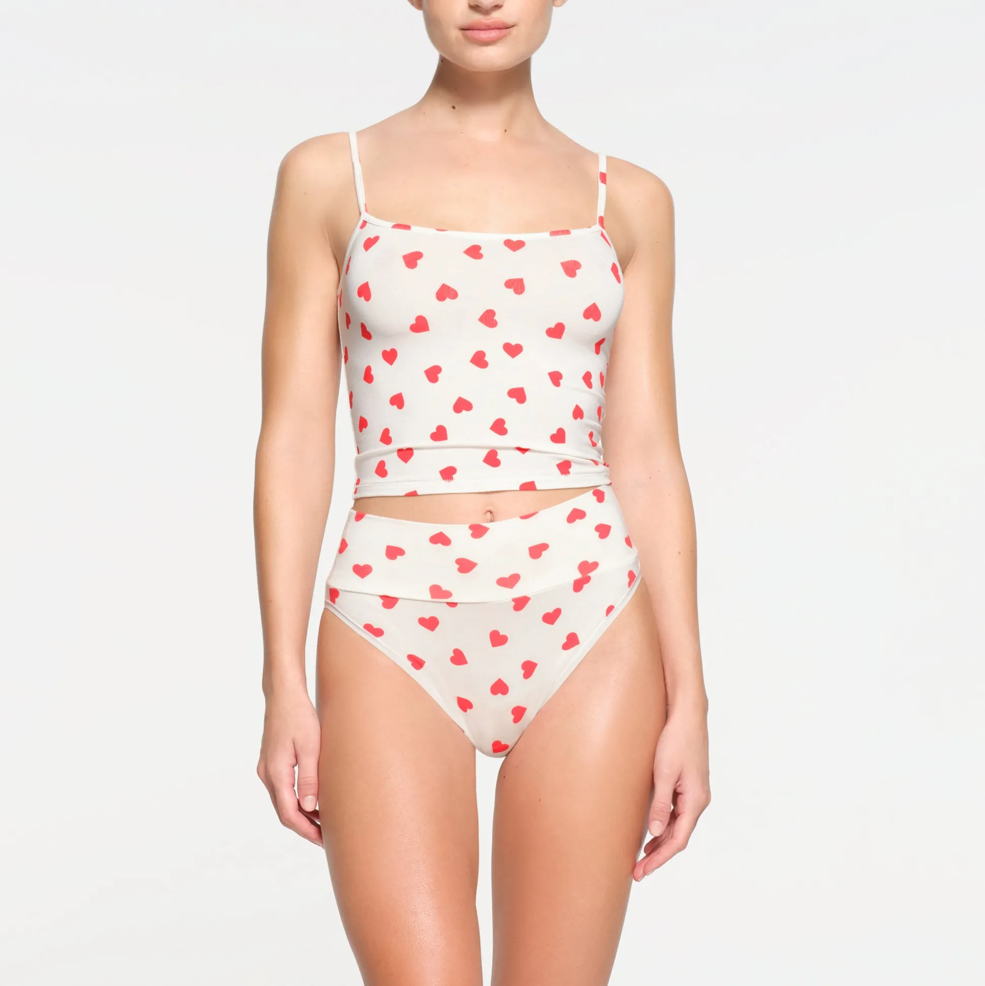 SKIMS SLEEP STRAIGHT NECK CROPPED CAMI | RUBY AND MARBLE HEART