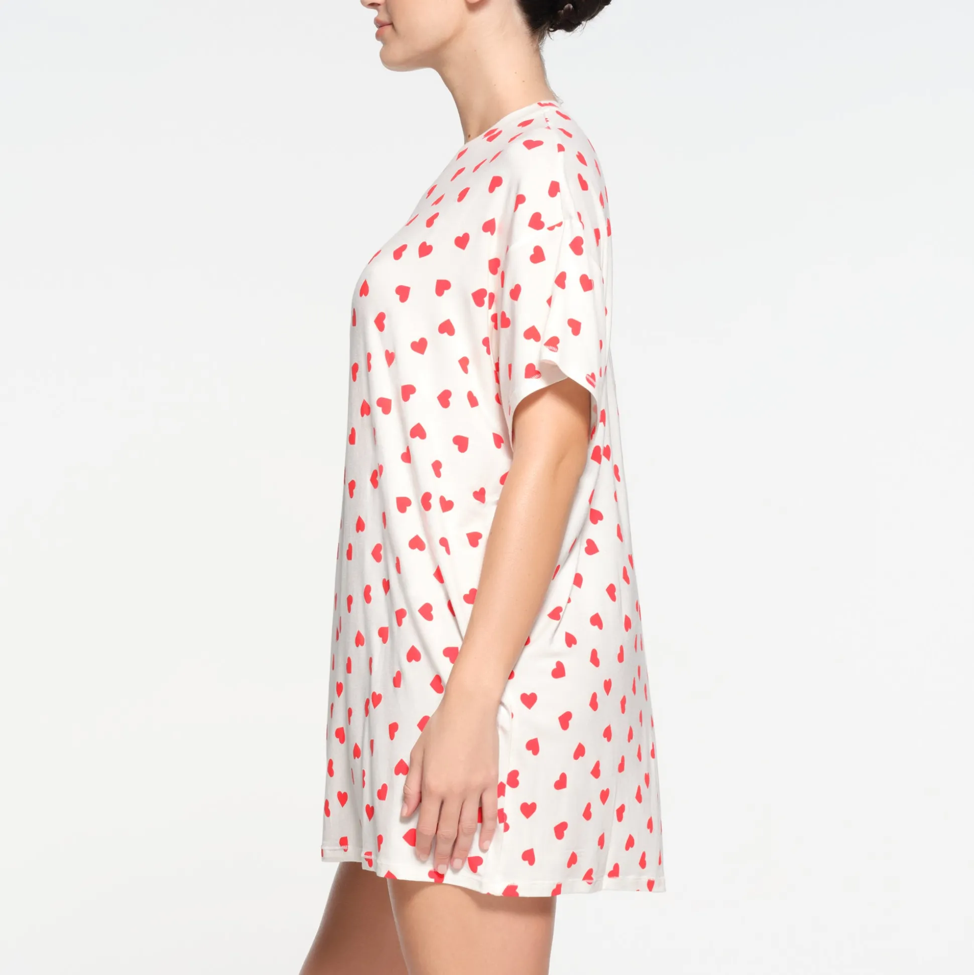 SKIMS SLEEP T-SHIRT MINI DRESS | RUBY AND MARBLE HEART