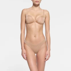 SKIMS ULTIMATE BRA NIPPLE PUSH-UP BRA | CLAY