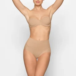SMOOTHING INTIMATES HIGH-WAISTED BRIEF | CLAY