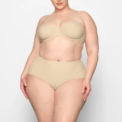 SMOOTHING INTIMATES HIGH-WAISTED BRIEF | SAND