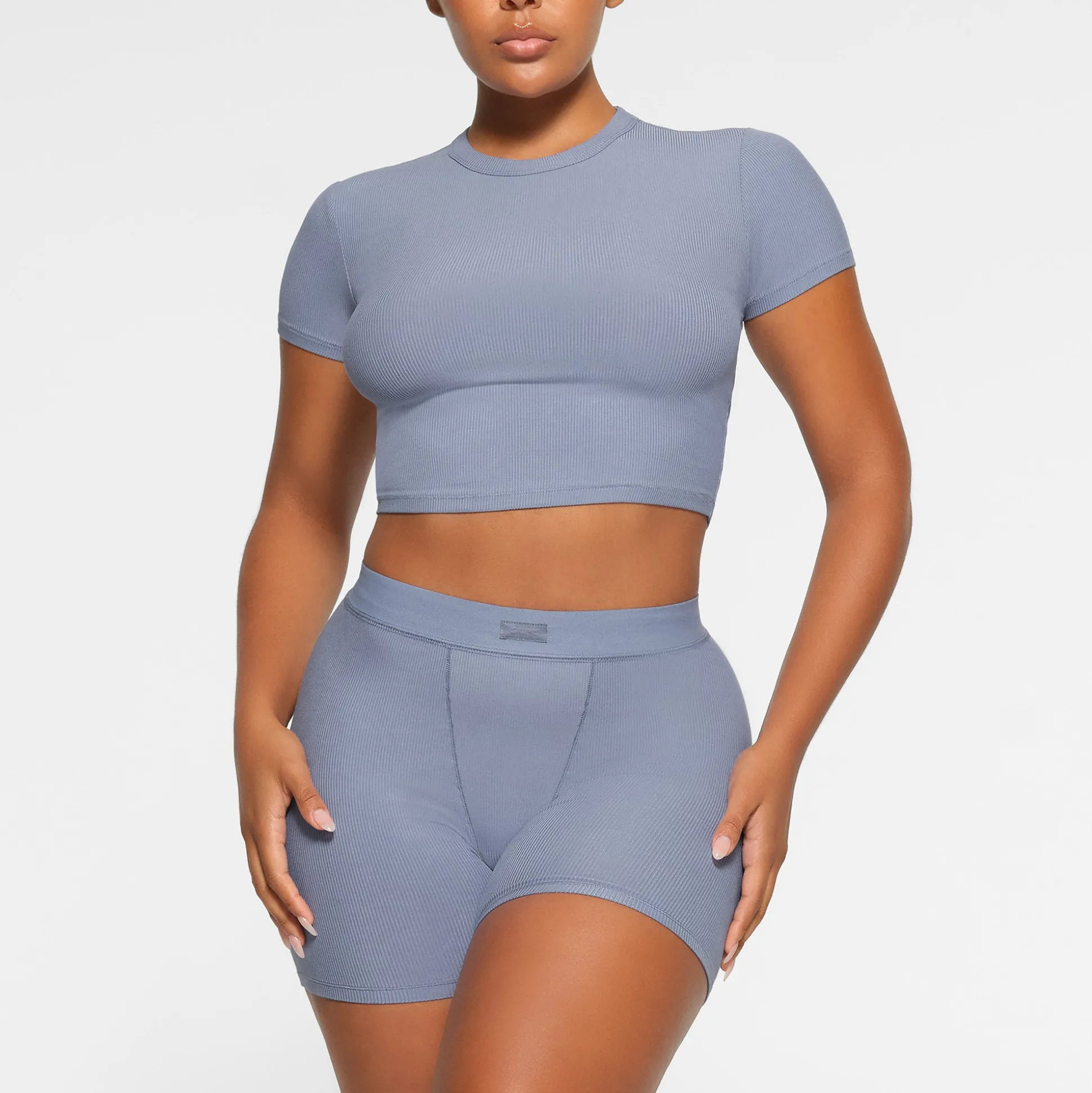 SOFT LOUNGE CROPPED T-SHIRT | SLATE