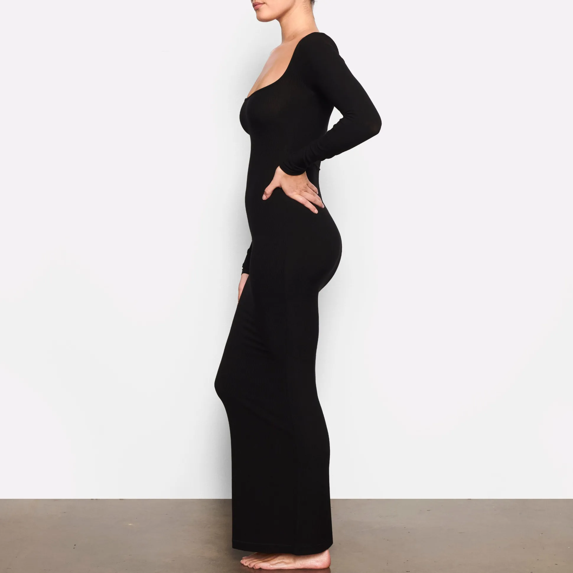 SOFT LOUNGE LONG SLEEVE DRESS | ONYX
