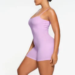 SOFT LOUNGE SCOOP ONESIE | SUGAR PLUM
