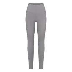 SOFT SMOOTHING SEAMLESS LEGGING | PACIFIC