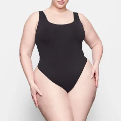 SOFT SMOOTHING SEAMLESS THONG BODYSUIT | ONYX