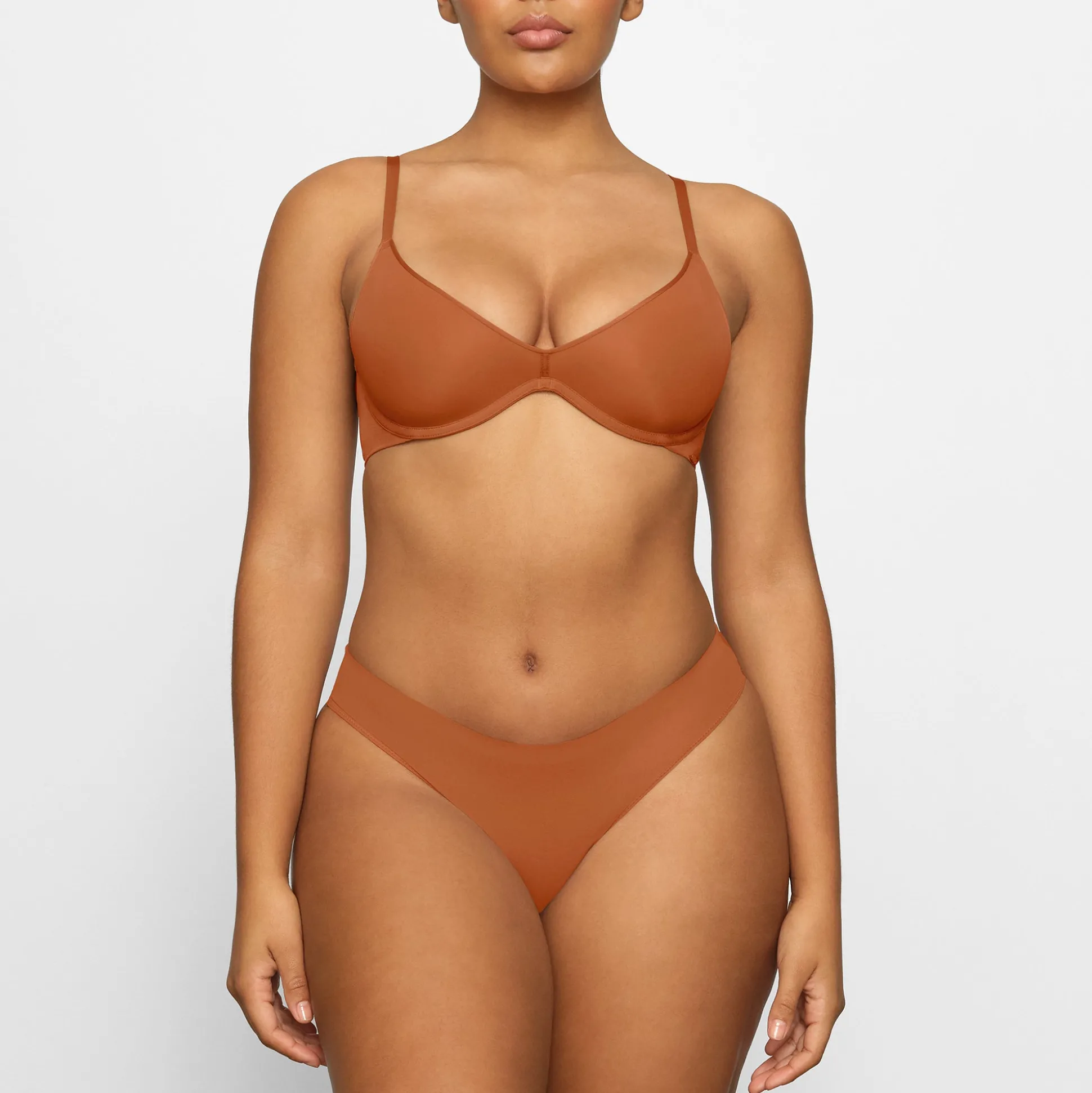 WEIGHTLESS SCOOP BRA | BRONZE