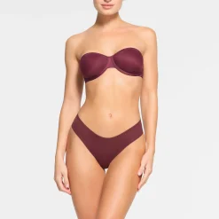 WEIGHTLESS STRAPLESS BRA | WINE