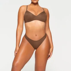 WIRELESS FORM PUSH-UP PLUNGE BRA | JASPER
