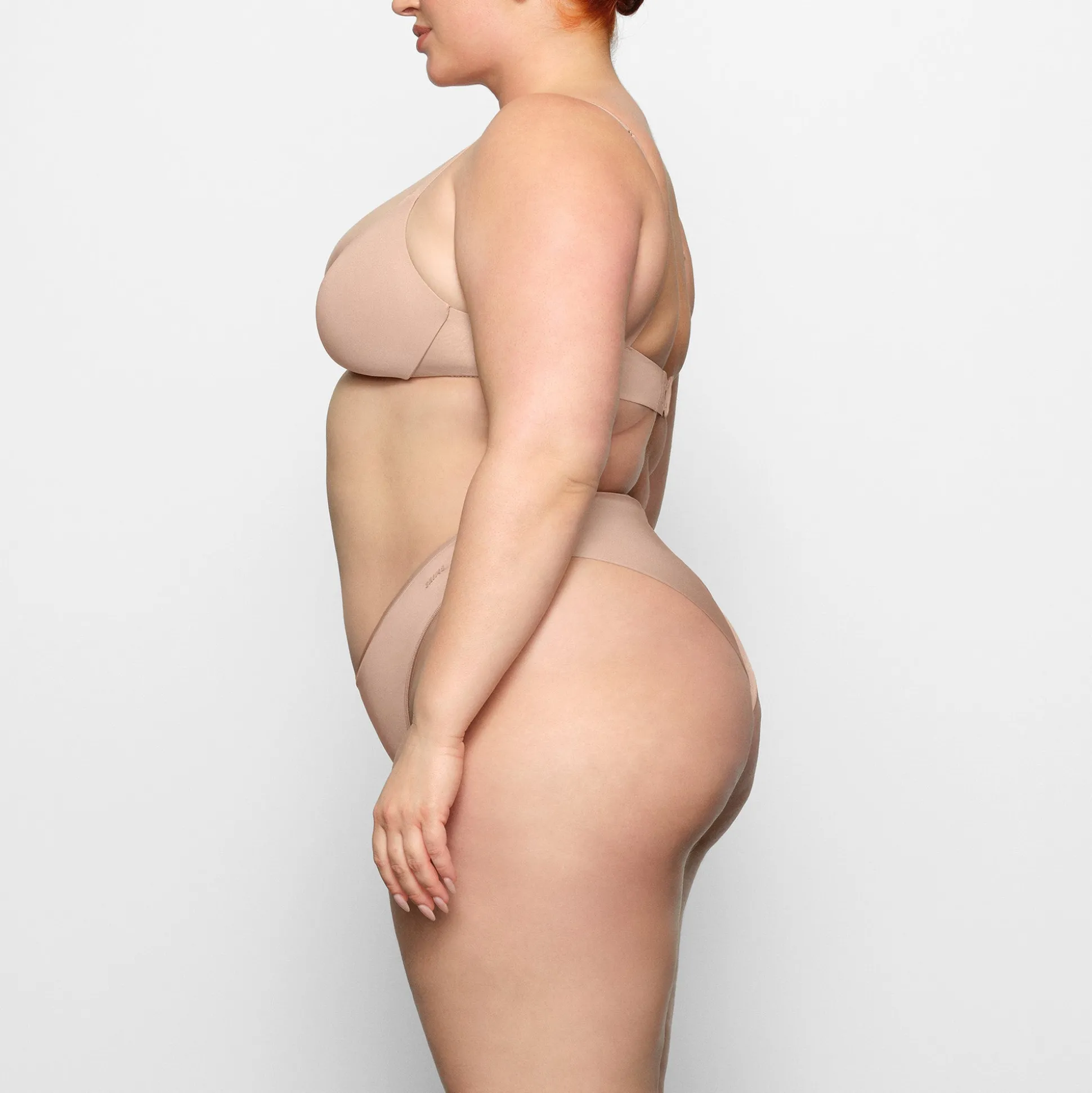 WIRELESS FORM PUSH-UP PLUNGE BRA | MICA