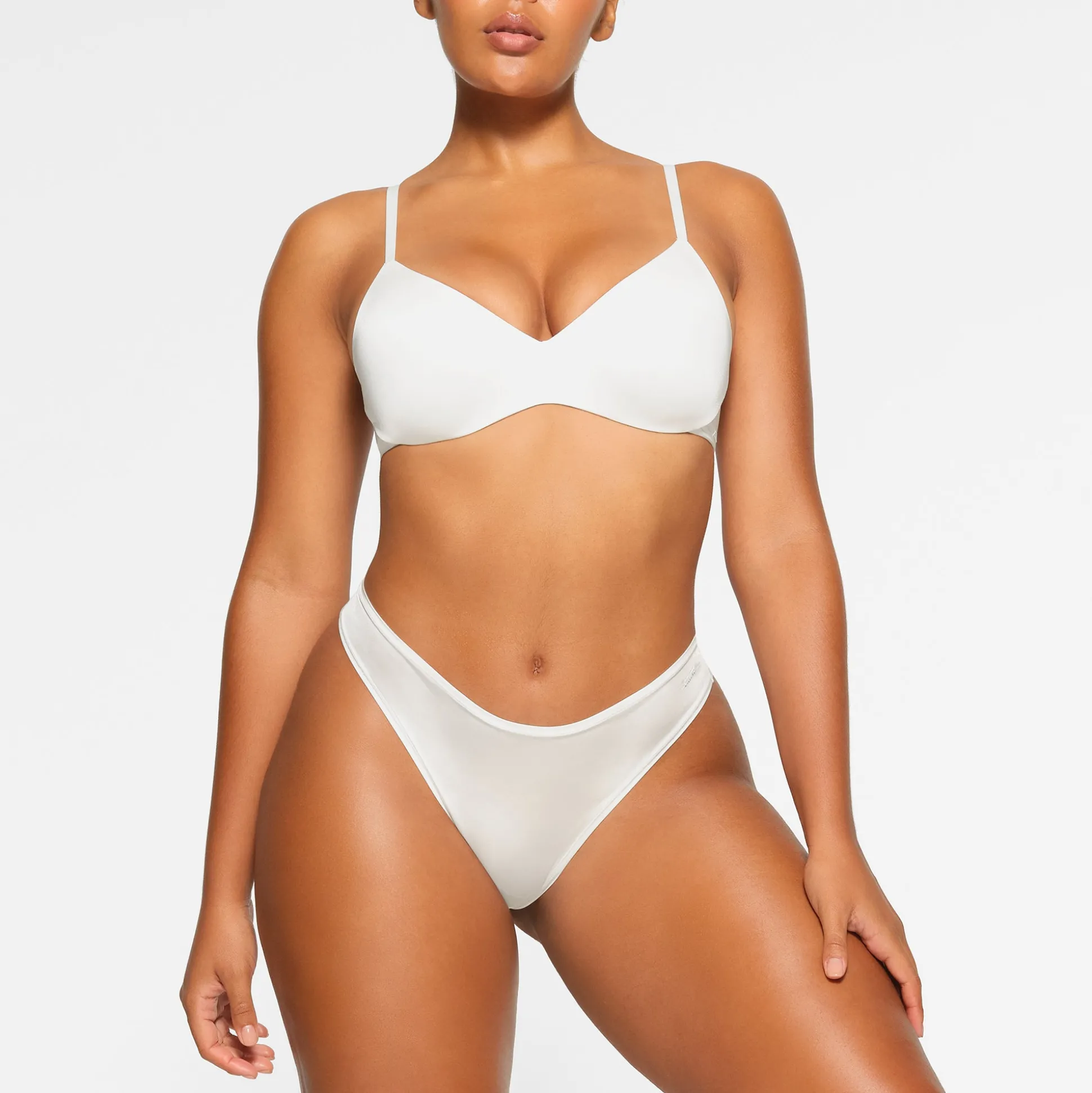 WIRELESS FORM PUSH-UP PLUNGE BRA | MARBLE